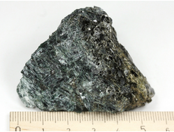 Актинолит, Россия, Северный Кавказ, КЧР, река Большой Блыб (56*44*36 мм, 84 г) №29623