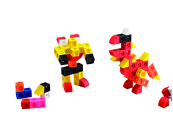 Математические кубики, 2 см (200 шт). Набор с заданиями для конструирования.