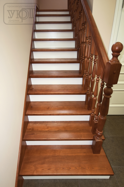 л-13. ступени, ограждение, поручень - массива ясеня. подступёнок - мдф под эмалью
