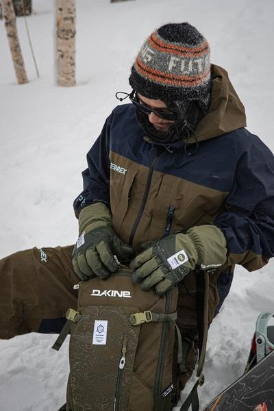 Райдер Dakine Kazu Kokubo