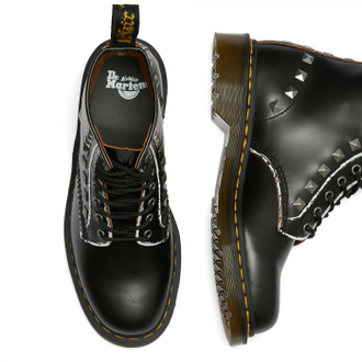 Dr. Martens 1460 Stud