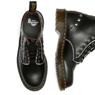 Ботинки Dr. Martens 1460 Stud черные в Сургуте