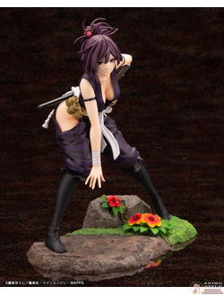 Фигурка 1/8 Юдзуриха (Yuzuriha ARTFX J)