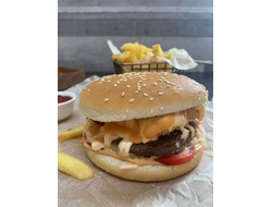 Мегабургер