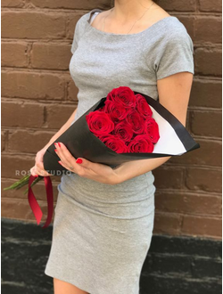 БУКЕТ ИЗ 9 РОЗ "BLACK"