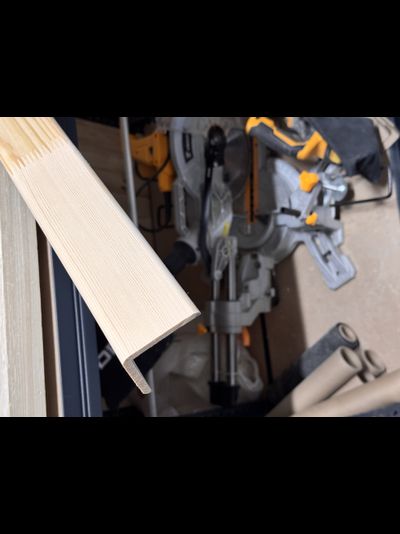 Угол деревянный клеёный 90х90 мм (3 метра)