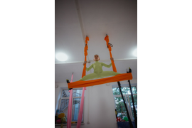 занятие в гамаках 1