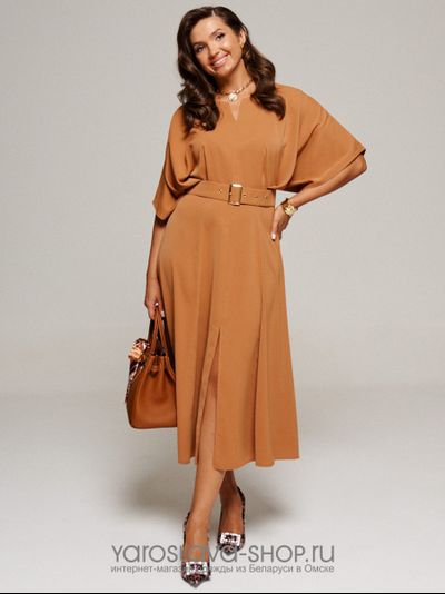Модель: 6135-1.Женское платье из струящейся ткани цвета кэмел.
