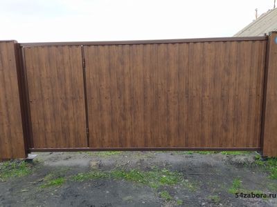 Ворота откатные со встроенной калиткой на винтовых сваях