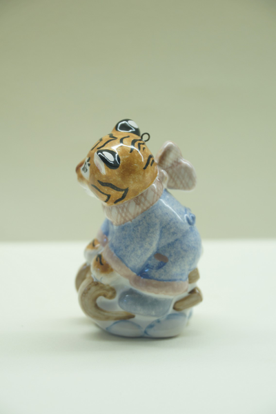 Тигрёнок на санках