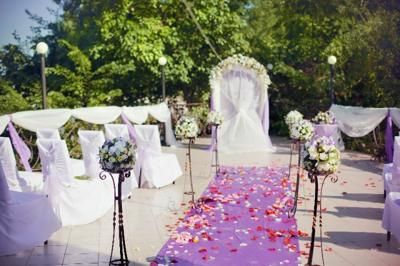 Как проходит выездная свадебная церемония?