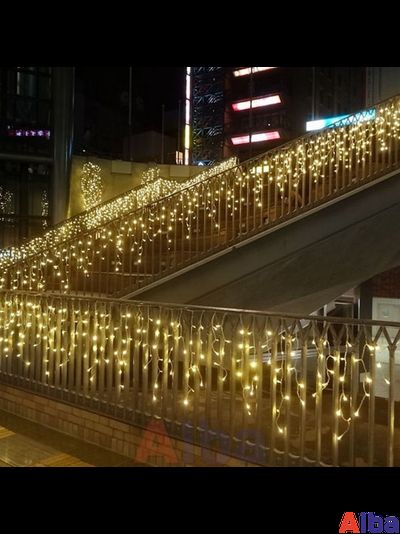 Бахрома 3*0.9 м БЕЛЫЙ ТЕПЛЫЙ, мерцание IP 65