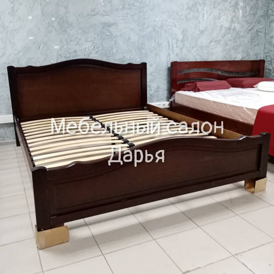 Кровати из массива в Красноярске в салоне Дарья