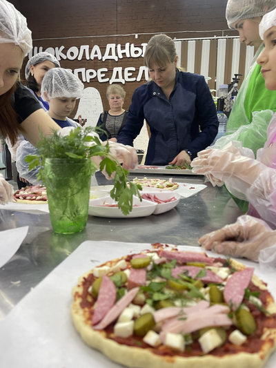 Мастер-класс "Итальянская пицца, бананы в шоколаде"