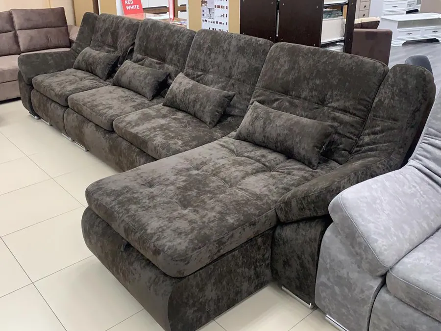 Диван в обивке "Виторио" (Vittorio).