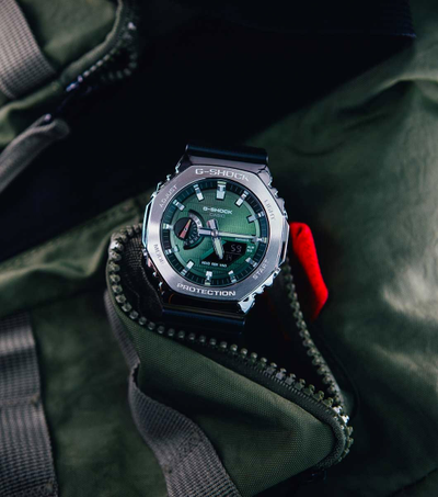 Часы Casio G-Shock GBM-2100A-1A3
