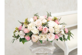 Следите за актуальными трендами в мире искусственных цветов удлинённой формы, чтобы ваш интерьер всегда оставался модным и стильным 8