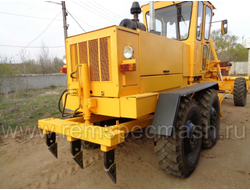 Автогрейдер ДЗ-143