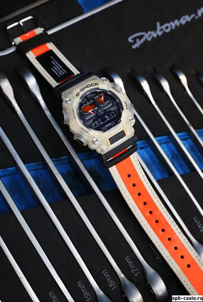 Часы Casio G-Shock GA-900TS-4AER