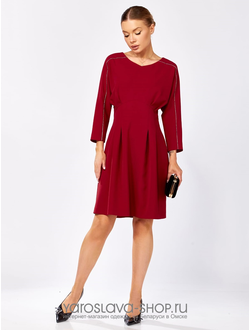 Модель :1318.Стильное женское платье в насыщенно-красном цвете
