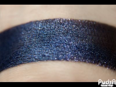 Tammy Tanuka Рассыпчатые тени для век Госпожа Ночь, 1 мл