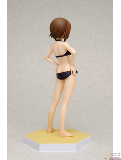 Фигурка 1/10 Махо Нисидзуми (Nishizumi Maho Beach Queens)