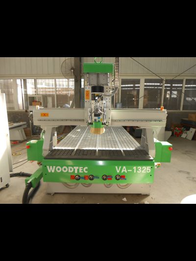 Фрезерно-гравировальный станок с ЧПУ WoodTec HA 1325