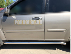 Защита штатного порога труба d60 для Nissan X-trail 2000-2007 (Т30) Первое поколение