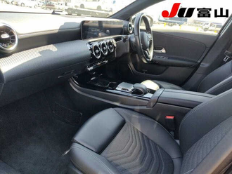 Автомобиль Mercedes-Benz A-CLASS W177 2019 год