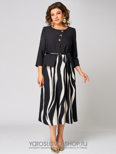 Платье женское А-силуэта в черно-белом цвете