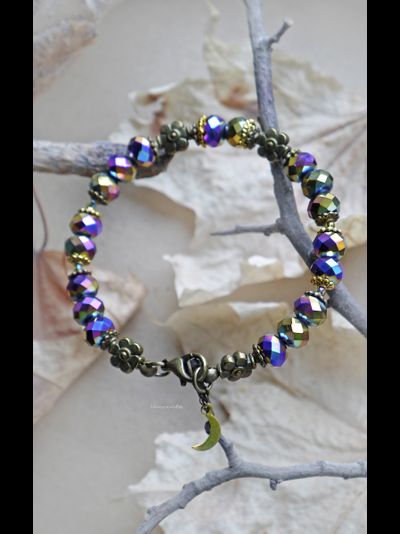 Браслет "Кристаллы осеннего волшебства" с месяцем и цветами