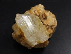 Топаз, сросток кристаллов, Россия, Забайкальский край (26*22*22 мм, 17,6 г) №36061