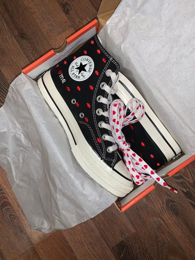 Распродажа! Кеды Converse Chuck Taylor 70 Embroidered Lips высокие ...