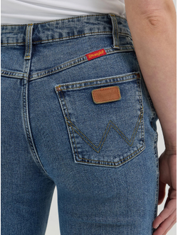 Джинсы 18MWZ Wrangler® Cowboy Cut®  Women Jeans