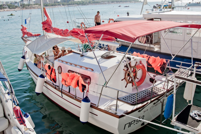 Яхта "Ассоль"