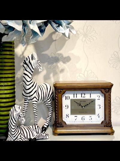 Настольные часы Rhythm CRH224NR06