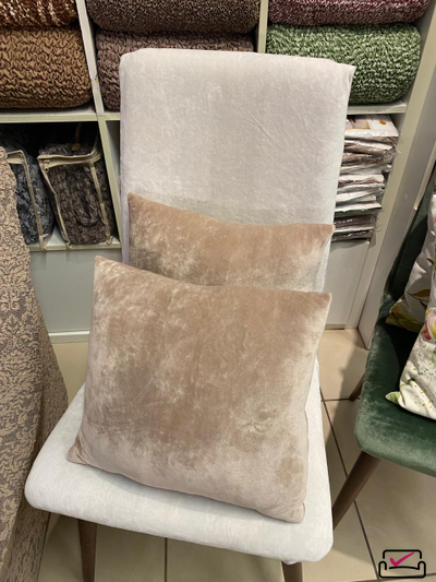 Подушка декоративная, 35х35 см, с наполнителем. Велюр "Бежевый". 2 шт. в комплекте.