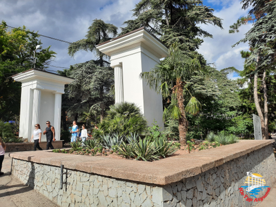 Пешеходная индивидуальная экскурсия по Алуште