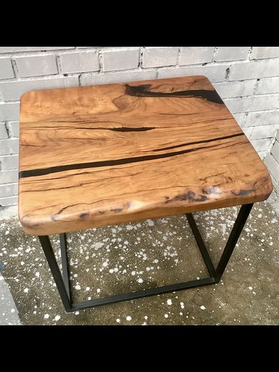 столик журнальный из слэба карагача