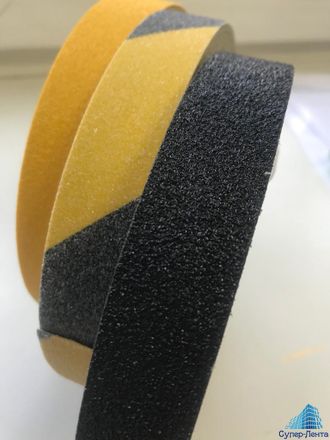 Противоскользящая лента Anti SLip Tape крупной зернистости (60 grit) 3М