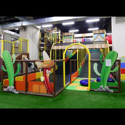 Горка с тюбингами для помещения