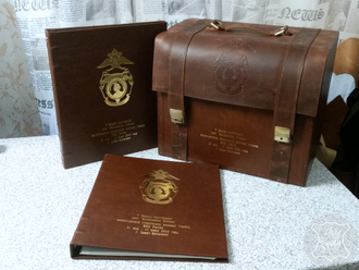 фотоальбом на заказ, подарок руководителю, фотоальбом из кожи, кожаный альбом, архив для фото