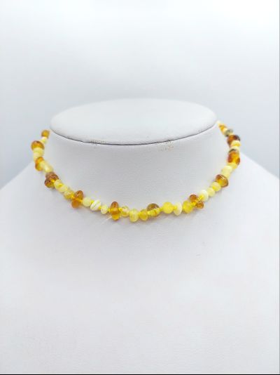 Детские бусы из мелкого янтаря 57
