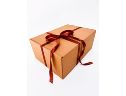 2 штуки - Подарочная коробка GILEV 52x38x22см с наполнителем и коричневой лентой