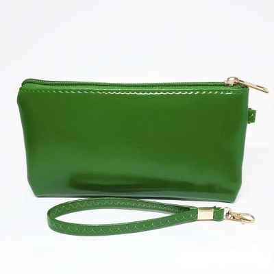 Кошелёк/косметичка на молнии (лак). Чёрный