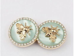 ПУГОВИЦЫ МЕТАЛЛИЧЕСКИЕ ПЧЕЛЫ СО СТРАЗАМИ, 18 мм. 50 шт. Р-000130. Цвет: салатовый