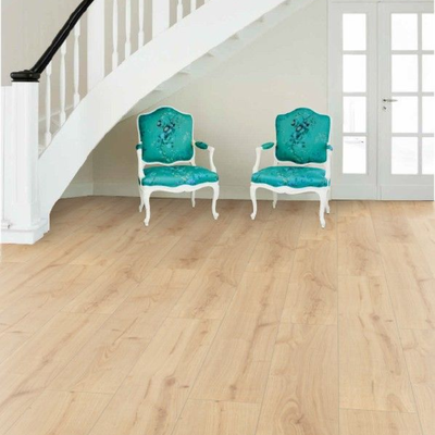 Ламинат Wineo Rock 'n' Go Отель Калифорния LA144SYSV4 в интерьере