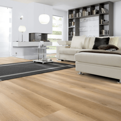 Биополы Purline Wineo 1200 wood XL Welcome Oskar PL269R в интерьере гостиной