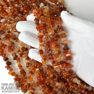 Сердолик крошка сколл 5-10 мм, цена за нить 39 см