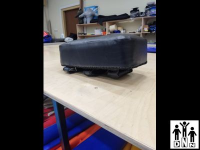 Макивара на руку, натуральная кожа, толщина кожи свыше 2,0 мм DNN